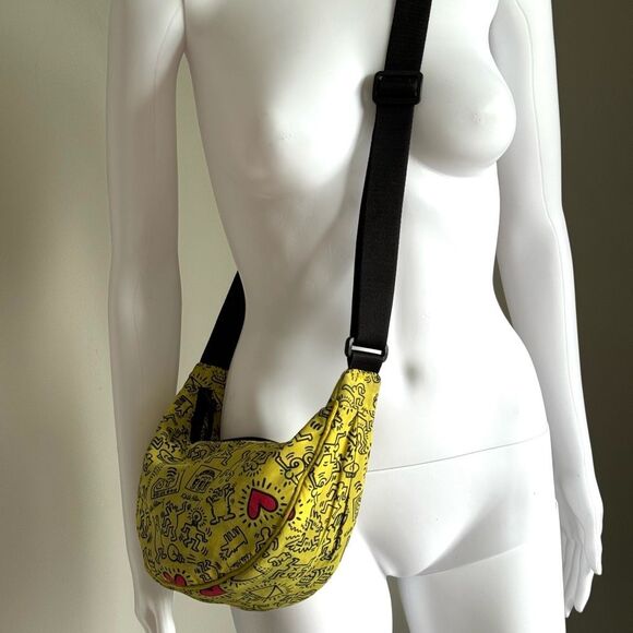 Uniqlo Sold Out Keith Haring Rind Mini Shoulder Bag - Picture 3 of 5